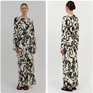DISSH ‘Layton Creamed Sleeved Dress’-Size 8US